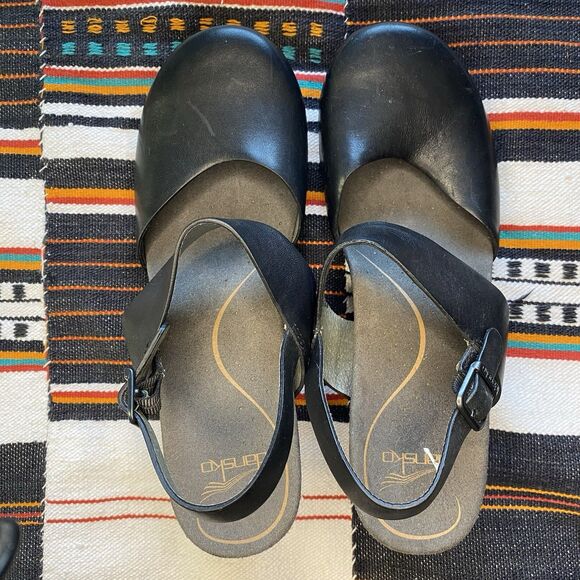 Dansko Black Thea Slingback Leather Studded Cutout Wooden Clogs. Size 40/9.5. - Picture 8 of 9